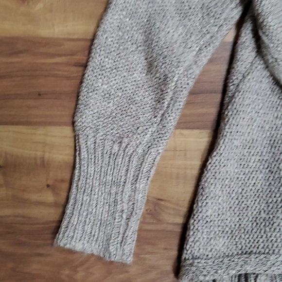 She + Sky Sweater sz medium NWT - Picture 5 of 6